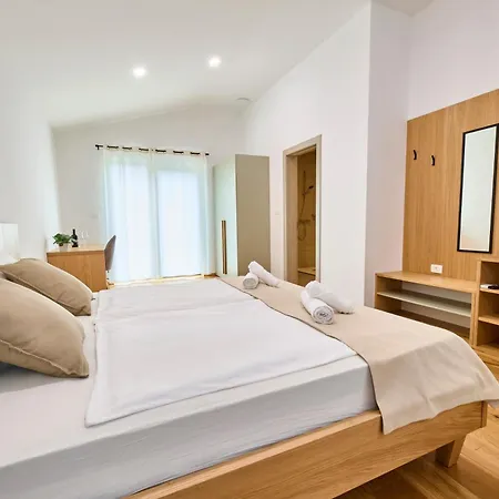 Farm stay Bric Wine & Relax Vogrsko