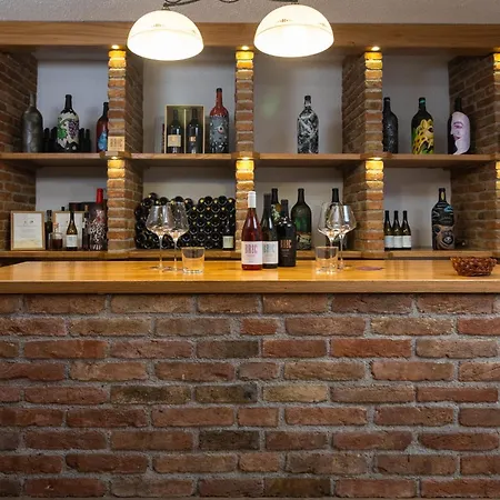Bric Wine & Relax Bivanje na kmetiji