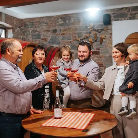 Bric Wine & Relax * Vogrsko